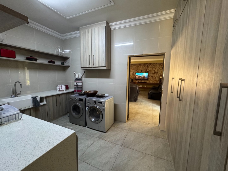 To Let 3 Bedroom Property for Rent in Zilkaatsnek North West